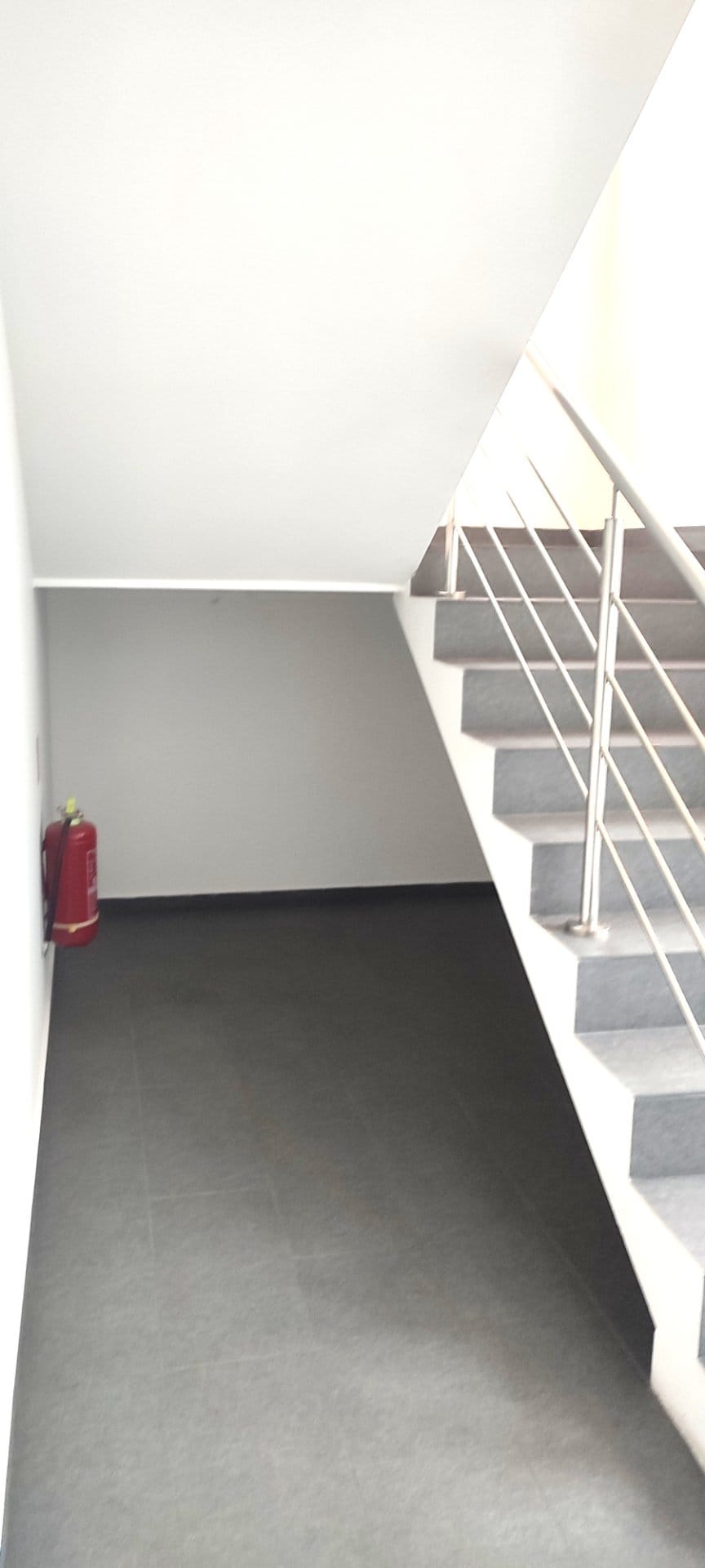 Moderné kancelárske priestory s vlastným parkovaním. - 9