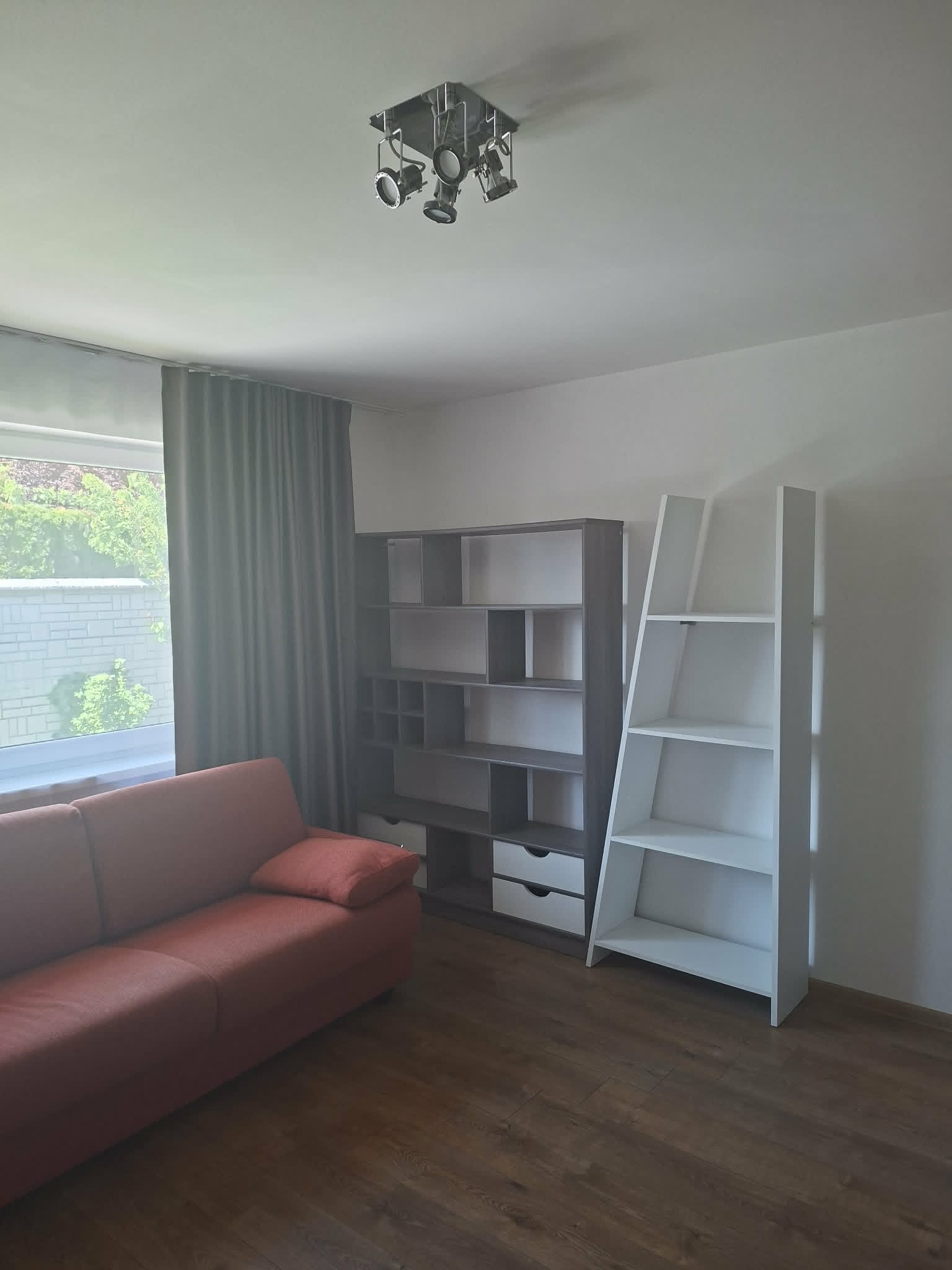 Prenájom 4 izbového domu v luxusnej lokalite Košice -Krásna - 12