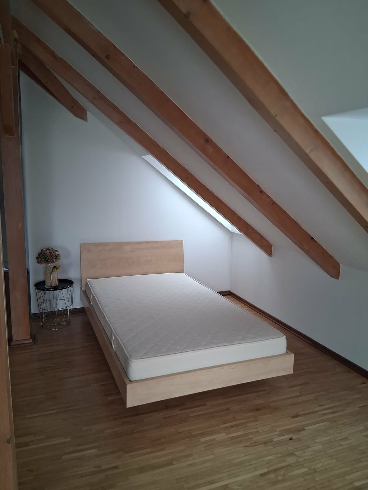 Na prenájom: Luxusný 2-izbový podkrovný byt centre Košíc - 13