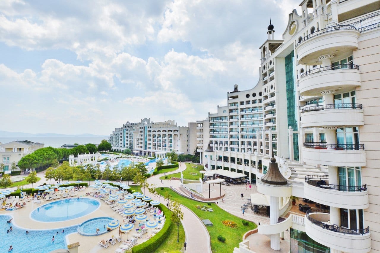 3-izbový apartmán 137 m², Sunset Resort Pomorie, Bulharsko - 1